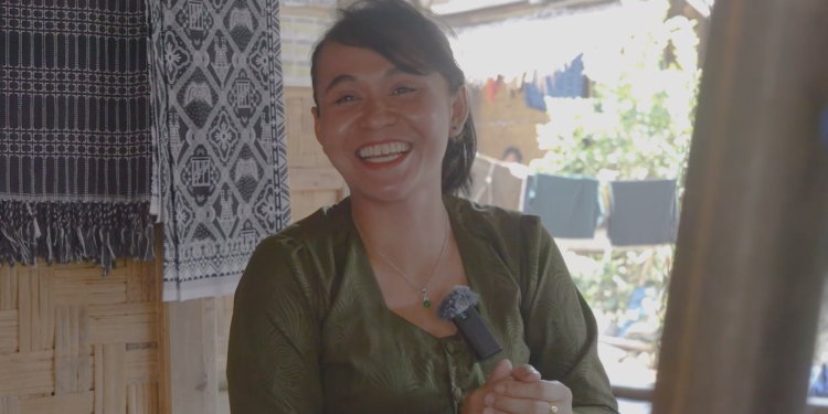 Teh Ratna Baduy membahasa Percintaan sampai Poligami di Baduy.