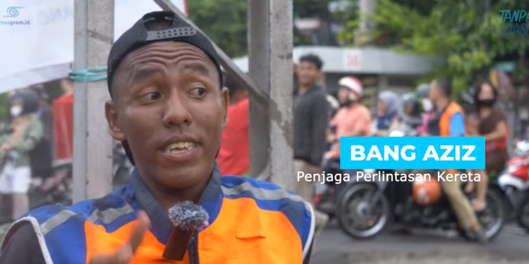 Taruhan Nyawa Penjaga Perlintasan Kereta