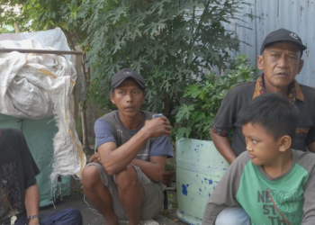 Kisah Pemulung Diperlakukan Seperti Hewan