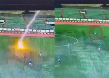 Pemain Bola Tewas Tersambar Petir