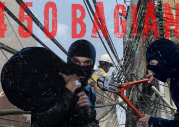 Pria Madura Curi Kabel