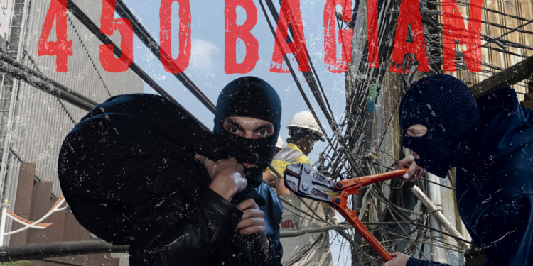 Pria Madura Curi Kabel