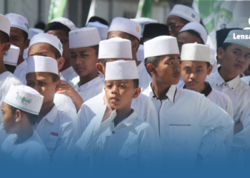 gambar anak-anak santri memperingati hari santri nasional