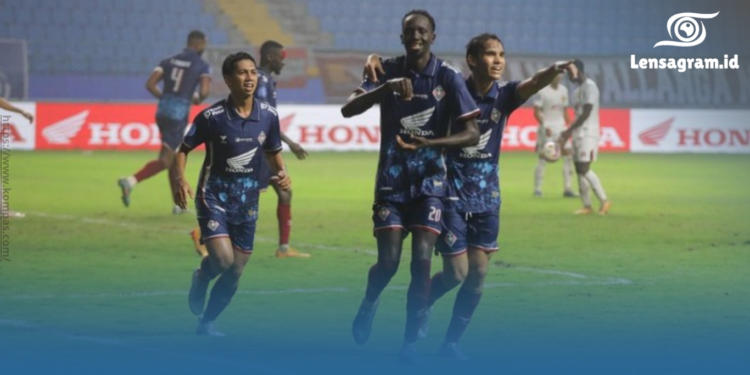 gambar liga 1 BRI psm makasar vs persik kediri