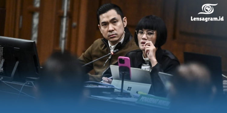gambar Harvey Moeis Jalani Sidang Tuntutan Kasus Korupsi Timah: Dugaan Kerugian Capai Rp420 Miliar