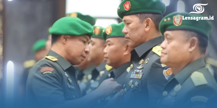 gambar Panglima TNI Mutasi 300 Perwira Tinggi, Berikut Daftar Perubahan Strategis