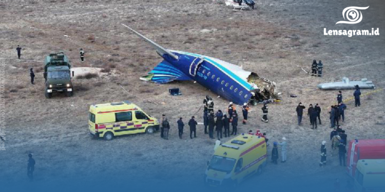 gambar Kecelakaan Tragis Pesawat di Kazakhstan: Fakta dan Informasi Terbaru