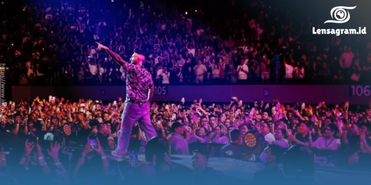 gambar Viral! Ibu Hamil Pecah Ketuban Saat Konser Maroon 5 di Jakarta International Stadium