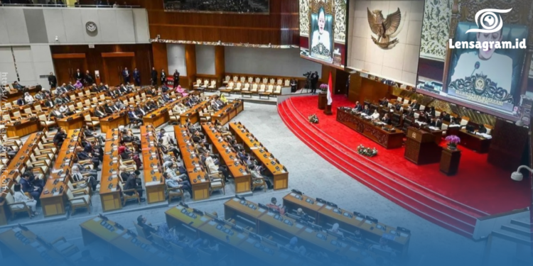 DPR Resmi Sahkan Revisi UU TNI, Ini Perubahannya