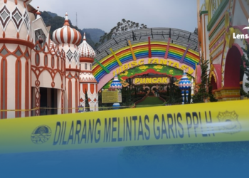 Bangunan Wisata Hibisc Fantasy di Puncak Bogor Dibongkar Paksa Warga