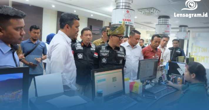 Wakil Menteri Ngamuk! Temukan Perusahaan Tahan Ijazah Karyawan!