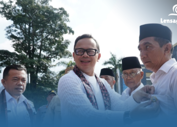 Sekolah Swasta Bakal Gratis? Ini Pernyataan Mengejutkan dari Wamendagri!