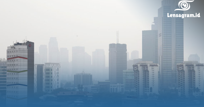 Bukan Polusi? BMKG Bongkar Fakta Mengejutkan di Balik Kabut Jakarta!