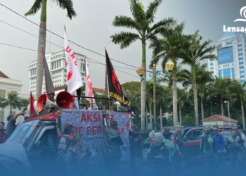 Ada Apa di Patung Kuda? Massa Ojol Mulai Penuhi Jakarta Pusat!