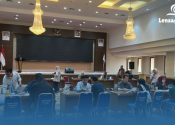 Antrean Mengular di Depok! SMP Gratis Ini Jadi Rebutan, Ternyata Ini Alasannya!