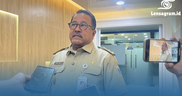 Pengerukan Sungai Jakarta Bakal Total! Rano Karno Beberkan Rencananya