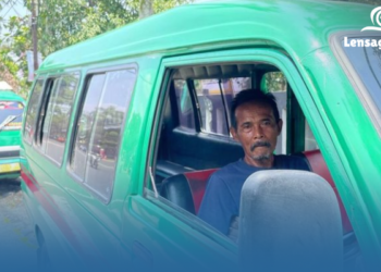 Viral! Sopir Angkot Bandingkan Gaji DPR Rp 100 Juta dengan Jerih Payah Seharian di Jalan