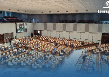 Resmi! DPR Ketok Palu APBN 2026, Anggaran Rp 335 Triliun untuk MBG Bikin Heboh!