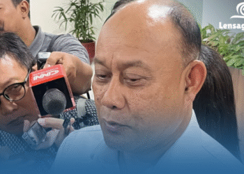 Geger di DPR! Kepala BGN Bongkar 6.457 Orang Keracunan MBG, Fakta Mengejutkan Terungkap!