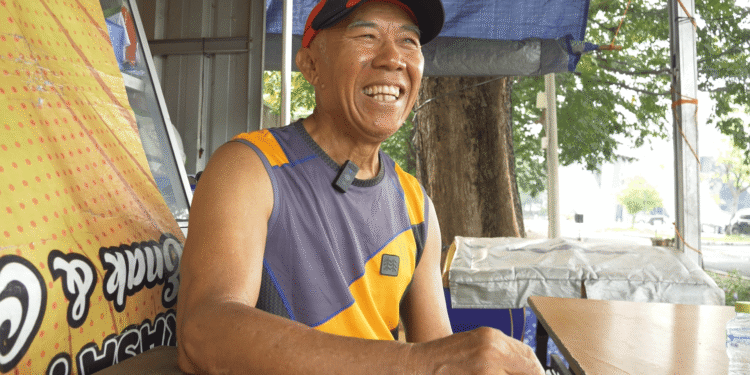 Opung Econ : Kakek Kelahiran Tahun 1952 yang Tetap Bugar dan Aktif