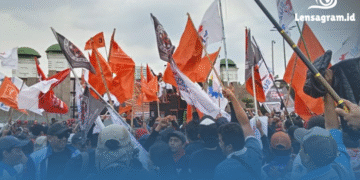 Jakarta Memanas Hari Ini! Dua Demo Besar Pecah, 1.082 Polisi Siaga Penuh