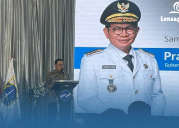 Naik atau Tidak? Pramono Ungkap Alasan Rahasia di Balik Tarik Ulur Tarif Transjakarta!