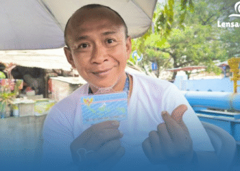 Tukang Servis KTP Pinggir Jalan: Awal Kisah yang Terungkap di Balik Birokrasi yang Mengerikan