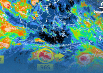 Waspada! Dua Siklon Tropis Picu Gelombang Setinggi 4 Meter, BMKG Angkat Suara