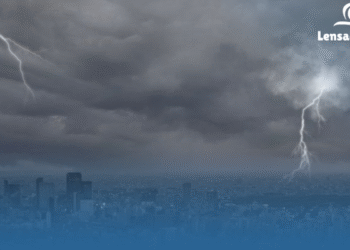 BMKG Keluarkan Peringatan Serius: 38 Kota/Kabupaten di Jatim Terancam Cuaca Ekstrem, Ini Jadwalnya