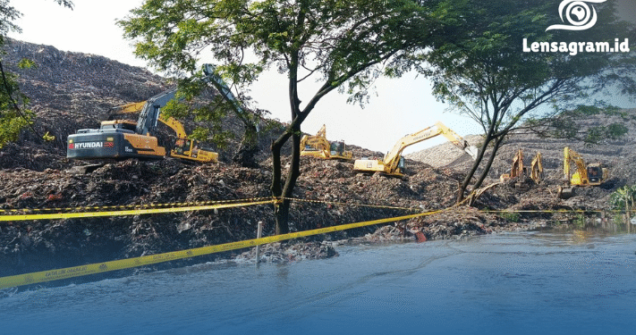 Bantargebang Longsor Lagi! Pemprov DKI Didesak Segera Bangun Teknologi Pengolah Sampah