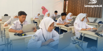 Tanpa HP di Sekolah? Kebijakan Ini Justru Bikin Perubahan Besar!