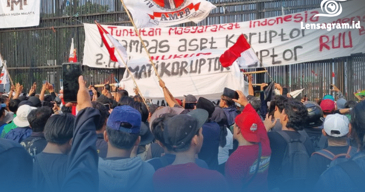 Demo 27 Agustus Makin Disorot! 4 Kelompok Akan Gelar Aksi di Gedung DPR, Ini Isu yang Mereka Bawa